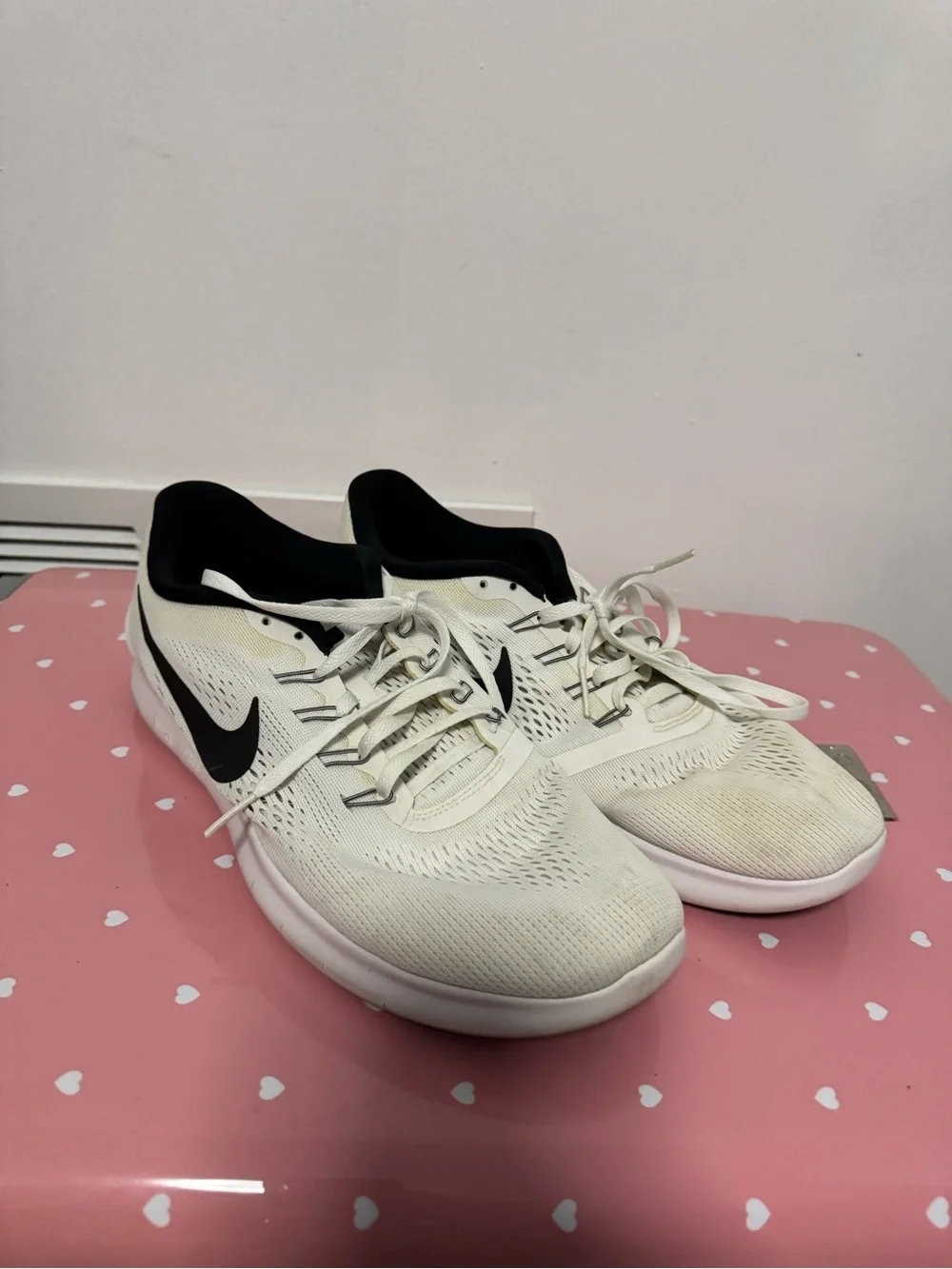 Nike White and Black Athletic Running Shoes